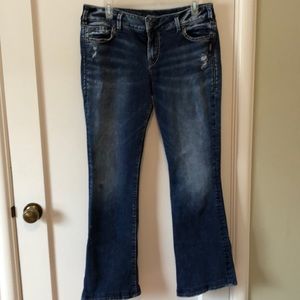 Silver Elyse Bootcut Jeans size 31.